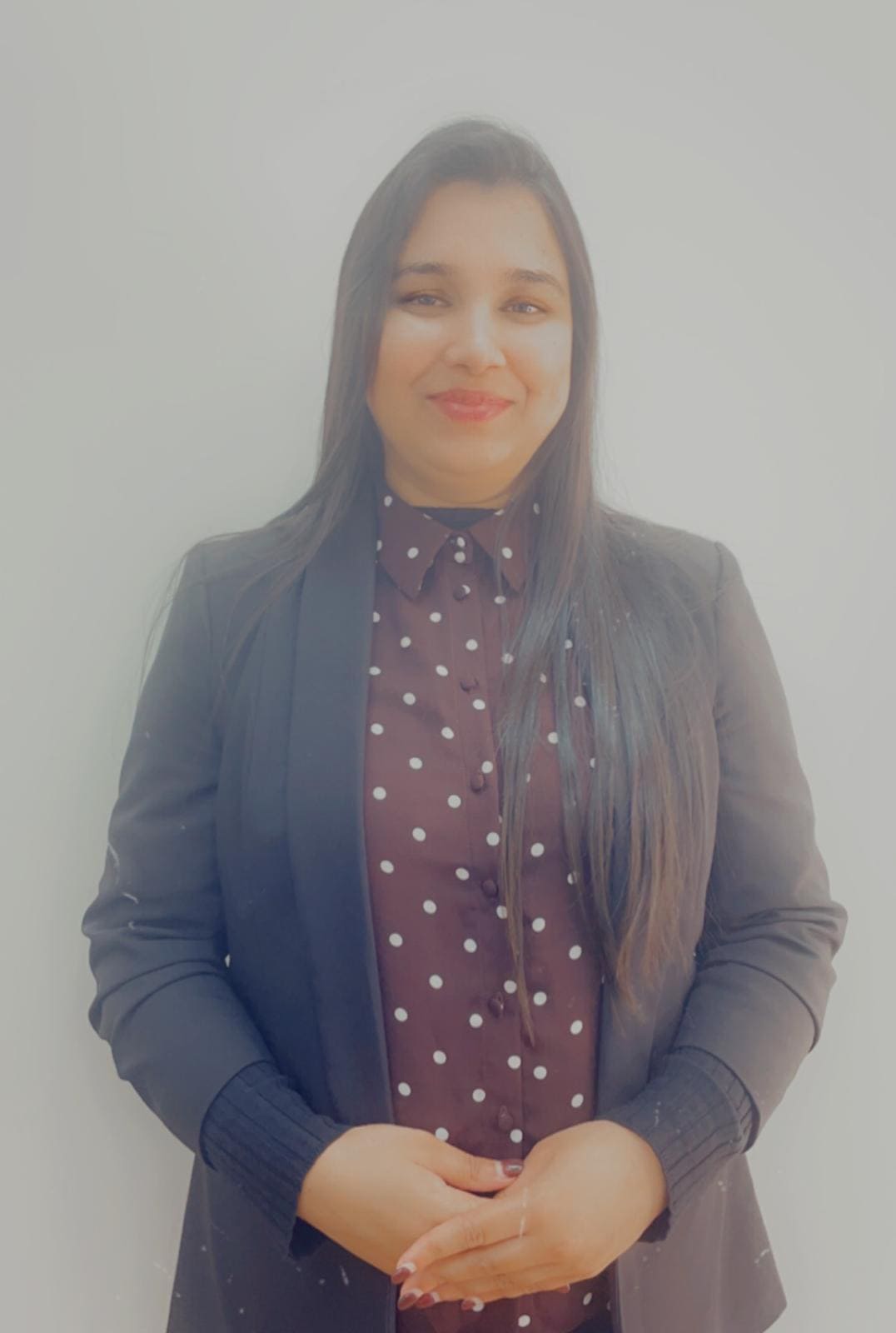 Paramvir Kaur, Receptionist